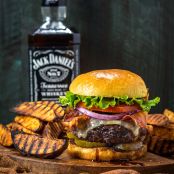 JACK DANIELS BURGERS (T.G.I. FRIDAY’S COPYCAT RECIPE)