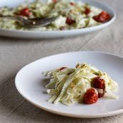 Fennel Salad : Shaved Fennel, Roasted Tomato & Pistachio Salad with Creamy Yogurt Dressing
