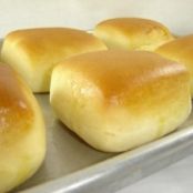 Texas Roadhouse Rolls (Copycat Recipe)