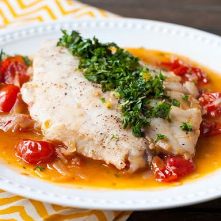 CHICKEN or FISH*****Sauteed Chicken Breasts in Garlic Broth w/Tomatoes, Spinach, Saffron and Basil