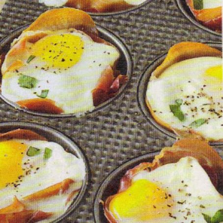 Breakfast (Baked Prosciutto & Egg Cups)