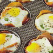 Breakfast (Baked Prosciutto & Egg Cups)