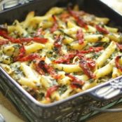 Creamy Sun-Dried Tomato & Spinach Pasta Bake
