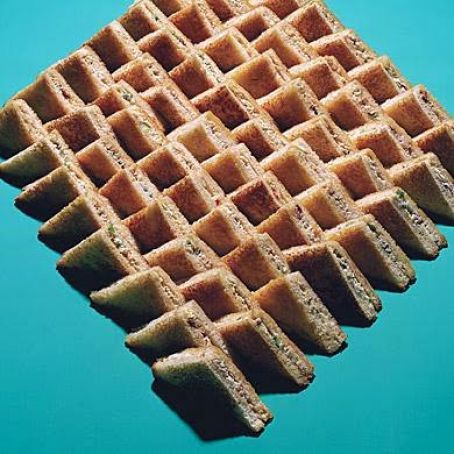 GRILLED CRAB & SHRIMP MINI SANDWICHES