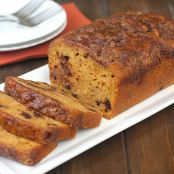 Streusel-Topped Chocolate Chip Pumpkin Bread