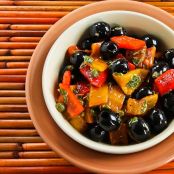 Tapas Salad with Grilled Bell Peppers, Olives, and Capers