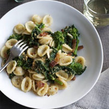 Orecchiette with Broccoli Rabe, Bacon, and Bread Crumbs