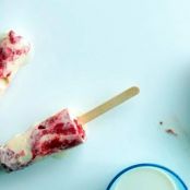 FROZEN STRAWBERRY-VANILLA  POPS