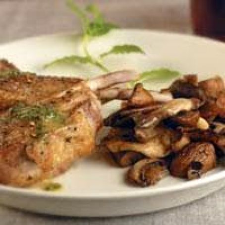 Lamb Chops with Mint Sauce and Mushrooms