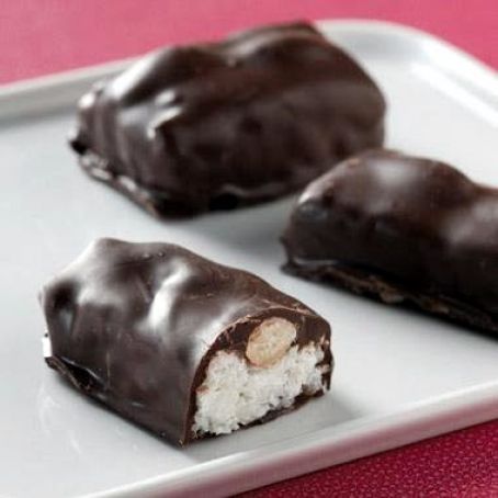 COCONUT-ALMOND CANDY
