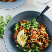 RICE AND LENTIL CURRY BOWLS WITH CILANTRO CASHEW SAUCE