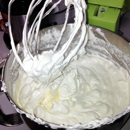 Cream Cheese Italian Meringue Buttercream