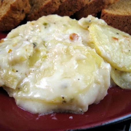 Chessey Pepper Jack Potatos Au Gratin