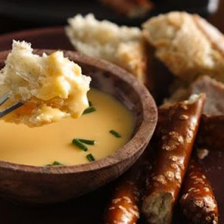 Cheesy Beer Fondue