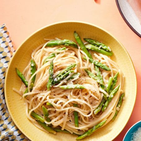 Lemon-Chile Linguini with Asparagus