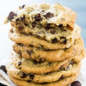 BAKERY STYLE CHOCOLATE CHIP COOKIE