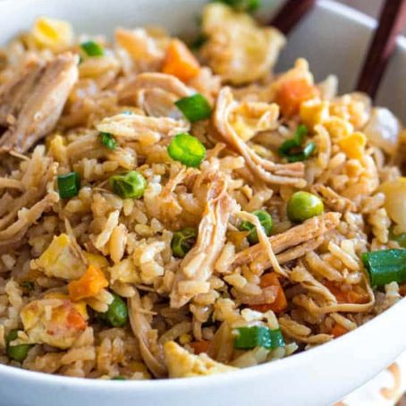 CHICKEN FRIED RICE