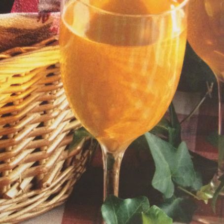 APPLE CINNAMON WINE