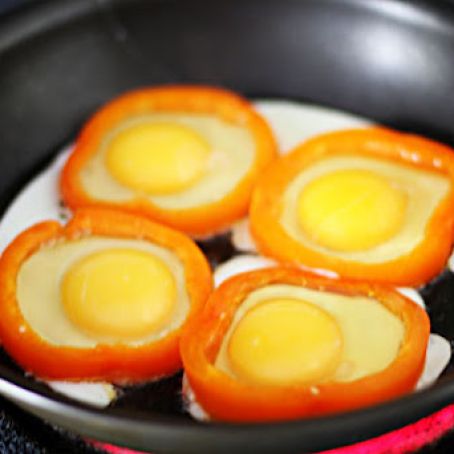 Bell Pepper Egg-In-A-Hole