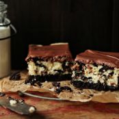 Oreo Cheesecake Bars