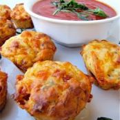 Pepperoni Pizza Puffs