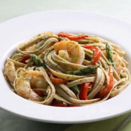 Fettucine with Pesto, Asparagus & Shrimp
