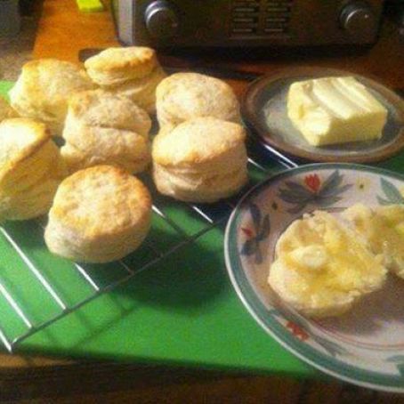Flaky Buttery Biscuits