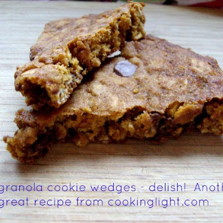 Granola cookie wedges - 122 calories each!
