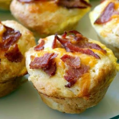 Bacon, Egg and Cheese Biscuit Muffins