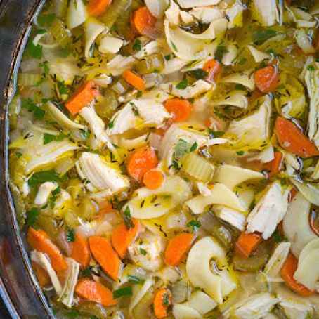Slow Cooker Chicken Noodle Soup