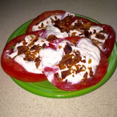 Tomatoes with Homemade Ranch Dressing & Bacon