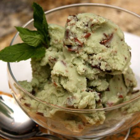 MINT CHOCOLATE CHIP ICE CREAM, DAIRY FREE