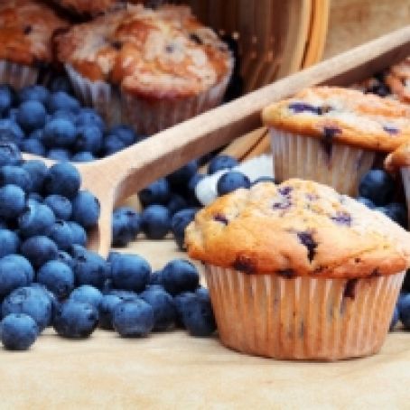 TRIPLE-BERRY QUICK MUFFIN {wheat belly}