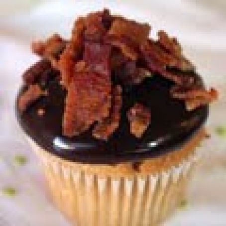 Chocolate Bacon Maple Cupcakes