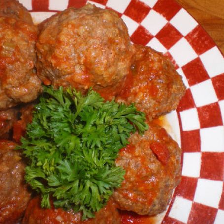 Italian meatballs in tomato gravy