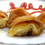CREPES FRITOS RELLENAS DE QUESO