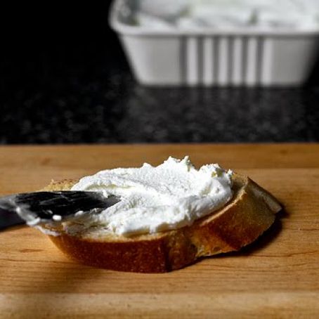 Homemade Rich Ricotta Cheese