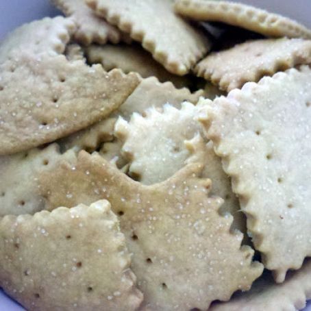 Homemade saltine crackers
