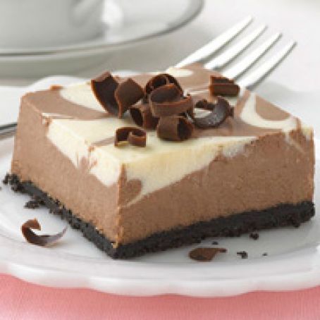 PHILADELPHIA Chocolate-Vanilla Swirl Cheesecake