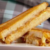 FRENCH ONION GRILLED CHEESE {jeff mauro}