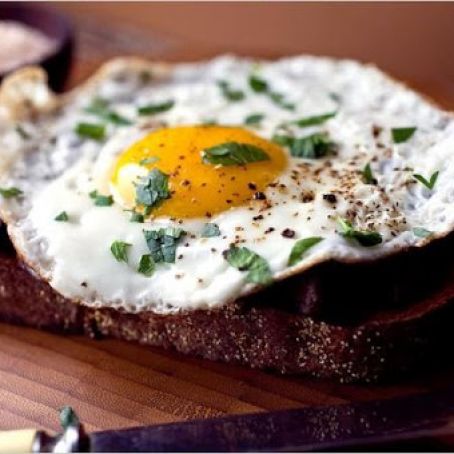 PORTOBELLO & FRIED EGG PANINO