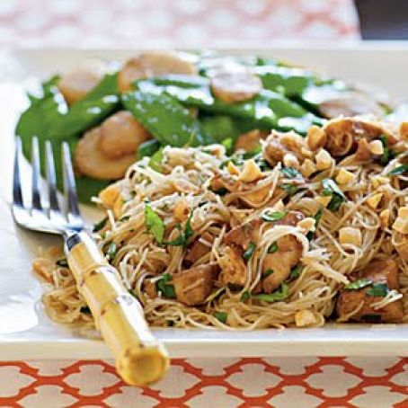 Spicy Asian Noodles with Chicken
