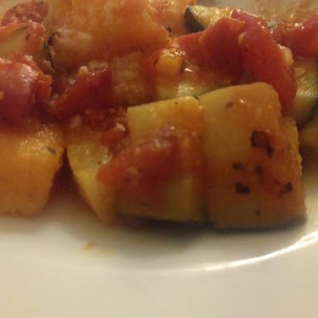 Polenta, zucchini and tomato