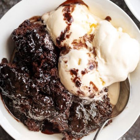 HOT FUDGE CHOCOLATE PUDDING CAKE