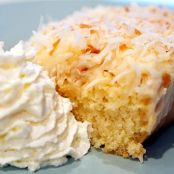 Coconut Cream Cake (talkchowplayhouse)