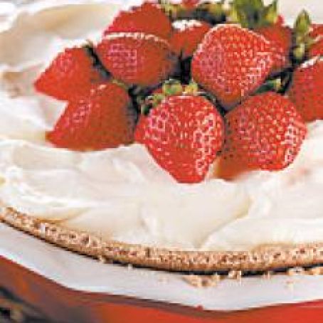Strawberry chiffon pie
