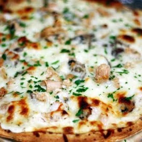 Favorite Alfredo Pizza