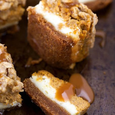 Pumpkin Caramel Cheesecake Bars