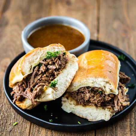 PRESSURE COOKER FRENCH DIP SANDWICHES