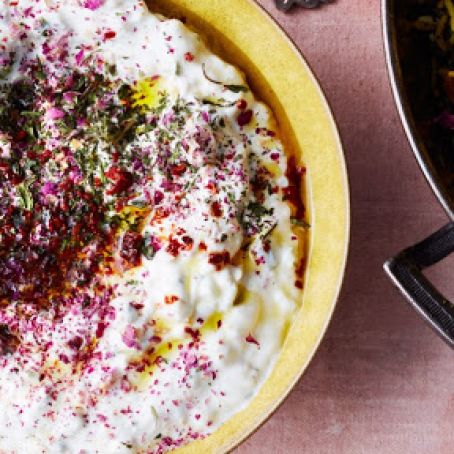 Yogurt with Raisins, Cucumber, and Walnuts